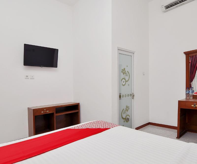 Reddoorz Syariah At Penginapan Eby Padang Exterior foto